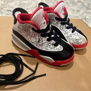 Jordan Kids Black and Red Graphic Sneakers size 8c great condition
